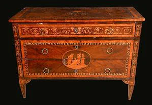 Splendido cassettone "Bottega Maggiolini" in legno di palissandro finemente intarsiato con legni vari. LOMBARDIA XVIII secolo.