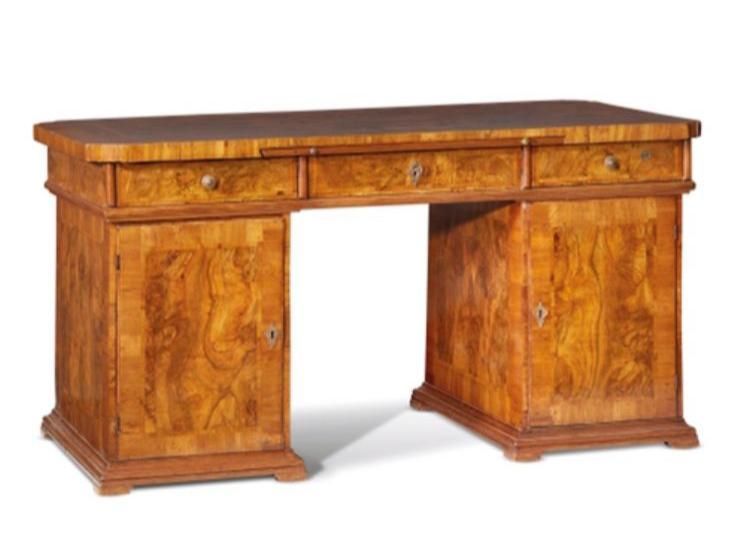 Scrivania in legno di noce e radica di noce